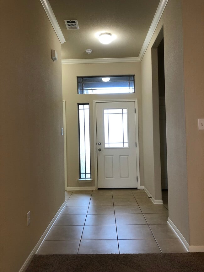 Photo - 7617 Red Valley Way