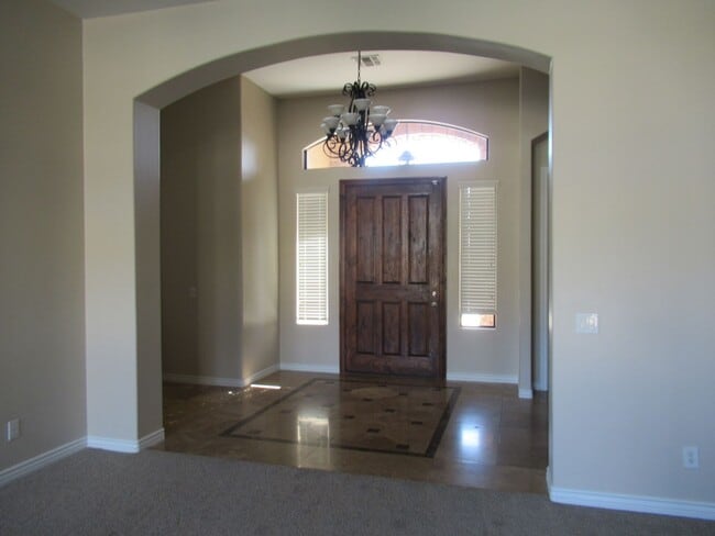 Beautiful Custom North Mesa Home - Beautiful Custom North Mesa Home