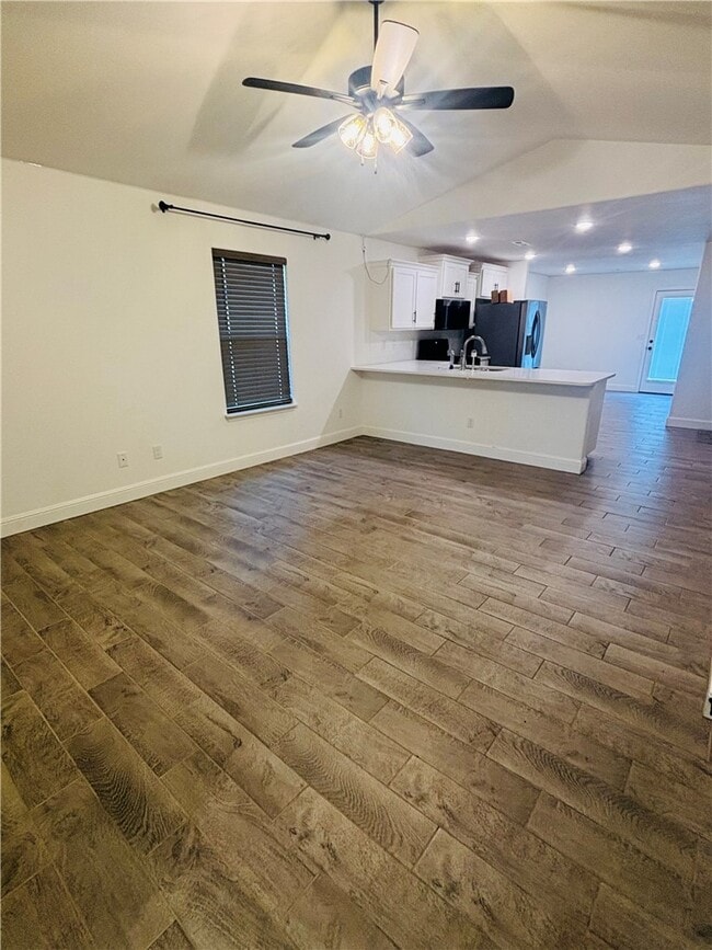 Photo - 2131 Wildflower Dr