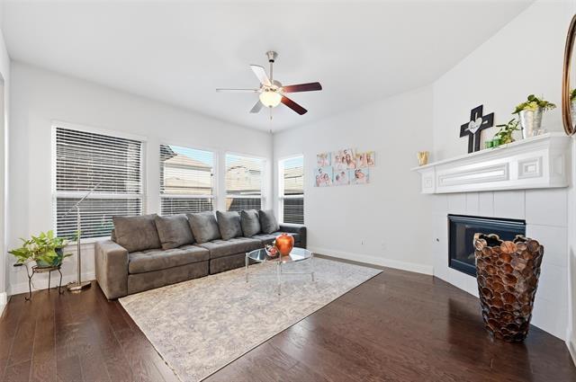 Photo - 1074 James Ct