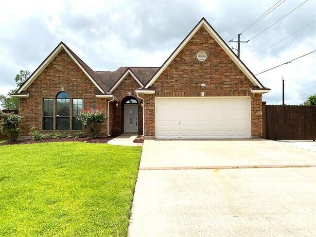 117 Wisteria St  