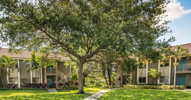 Pavilions at Deer Chase Apartments