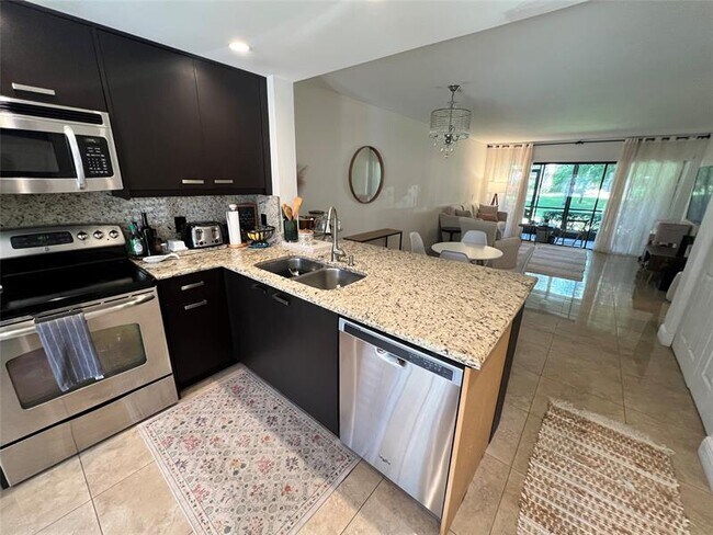 Photo - 2257 SW 15th St