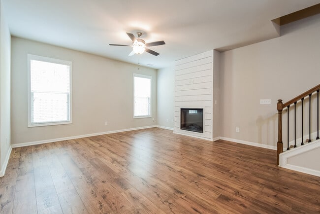 Photo - 1191 Spring Marsh Ct NE