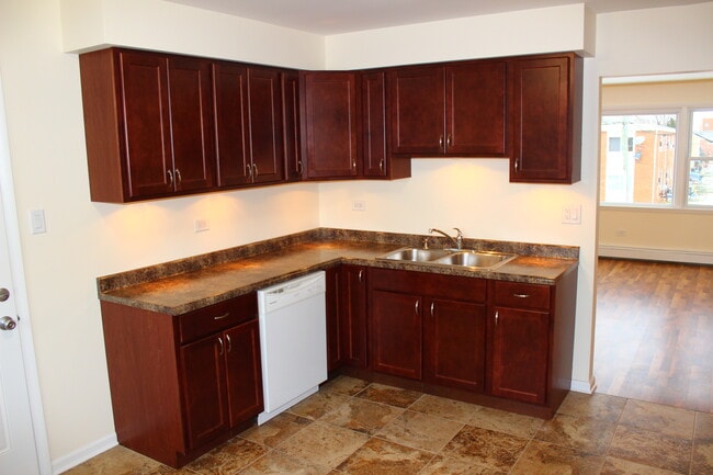 Photo - 14455 Jefferson Ave Unidad 2E