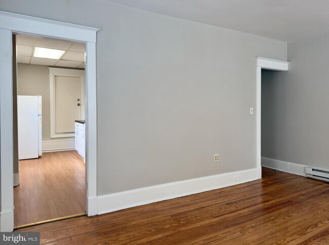 Photo - 2108 Walnut St