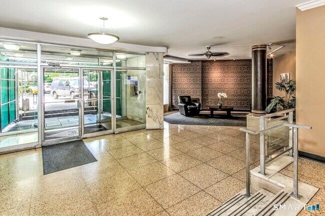 Photo - 91 Strawberry Hill Ave Unit 1133