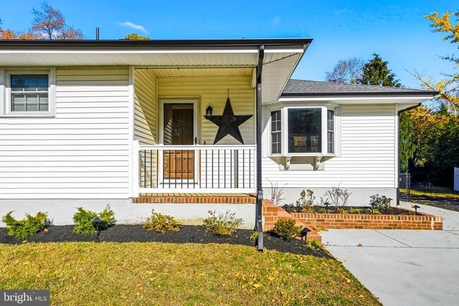 Photo - 4925 Church Rd