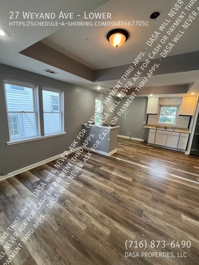 27 Weyand Ave Unidad Lower