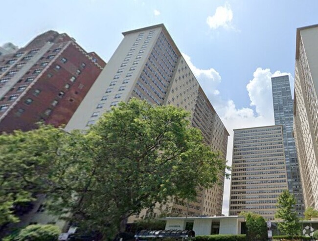 Building Photo - 3950 N Lake Shore Dr Unit 2029 Rental