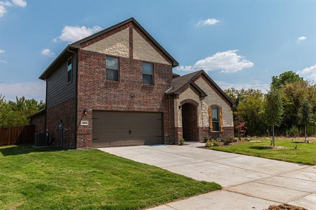Photo - 1004 Maple Wy