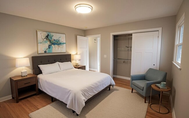 Photo - 715 Bluffdale Dr