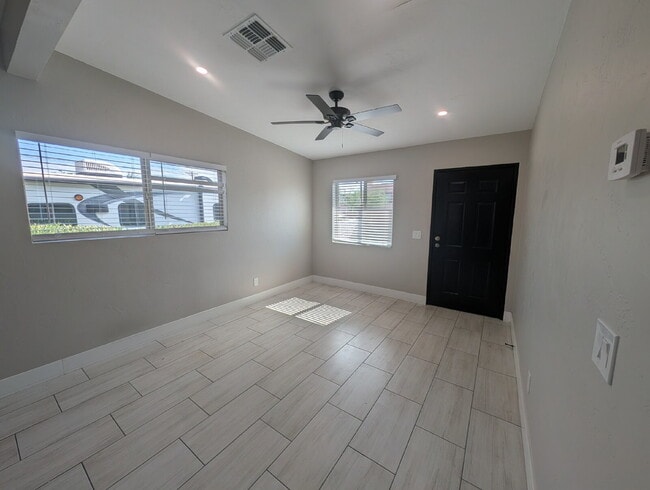 Upgraded one bedroom in central Tucson!