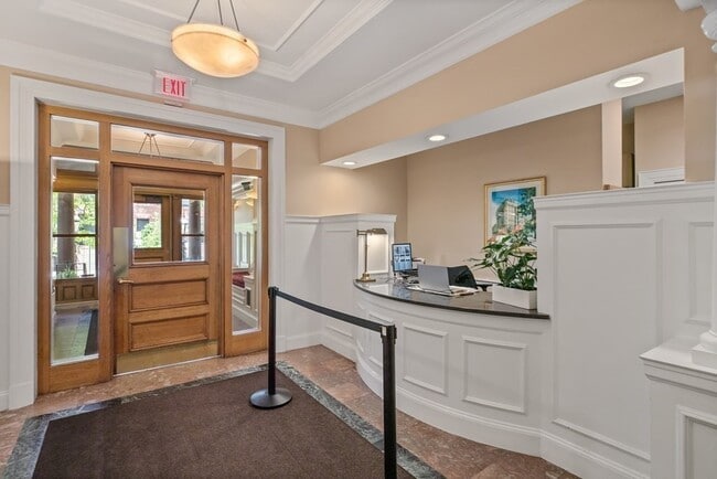 Photo - 416 Marlborough St Unidad 501