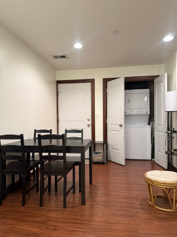 Photo - 400 Inglewood Blvd