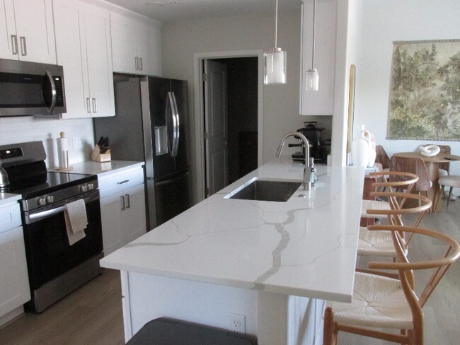 2030 E River Rd Unit 203
