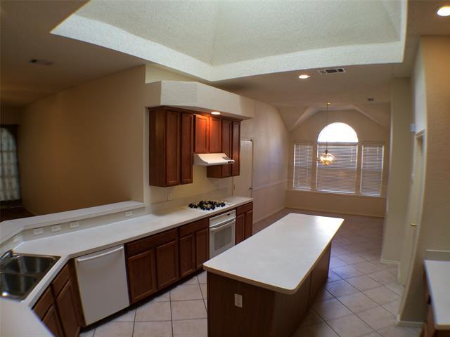 Photo - 1512 Endicott Dr