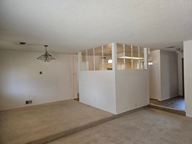 Photo - 11317 Baja Dr NE