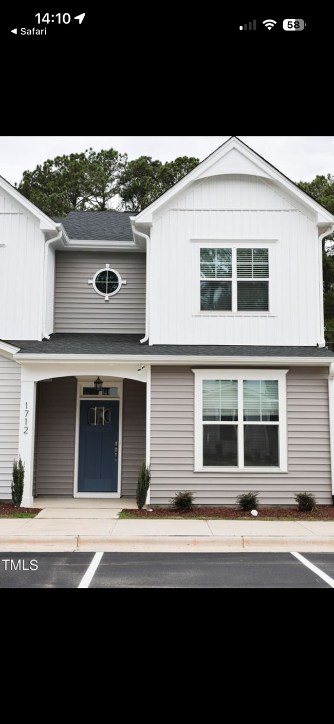 Building Photo - 1712 Ballard Dr