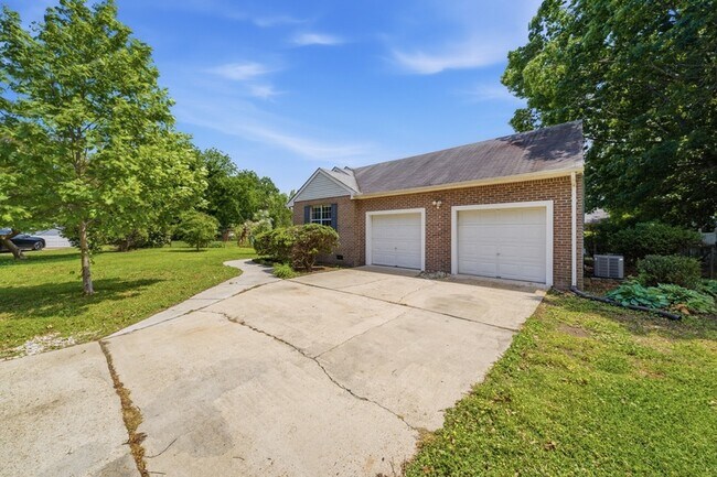 Photo - 4553 Shoshone Ct