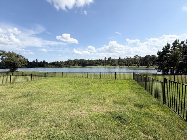 Photo - 16072 Tallis Dr