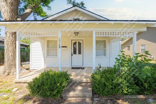 Photo - 2 br, 2 bath House - 1528 N Beard Ave