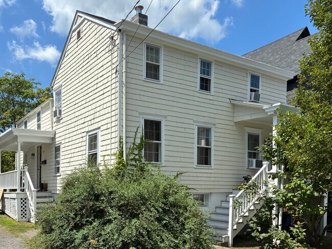 Building Photo - 519 Prospect St Rental