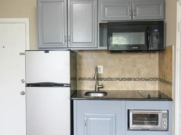 Photo - 920 S St Bernard St Unit 10