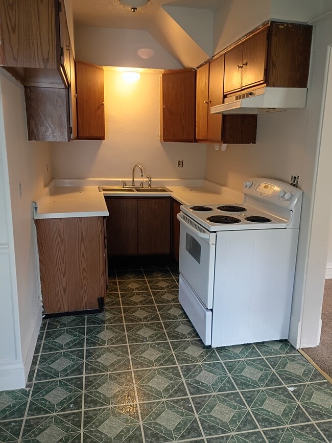 Photo - 217 Lester Ave Unit 1