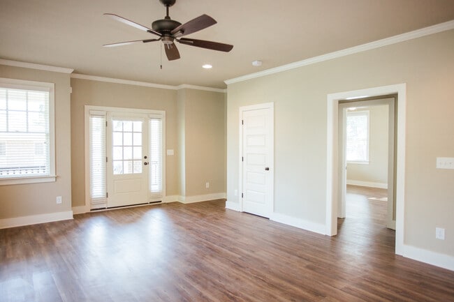 139 E Cloverhurst Ave Unit 1