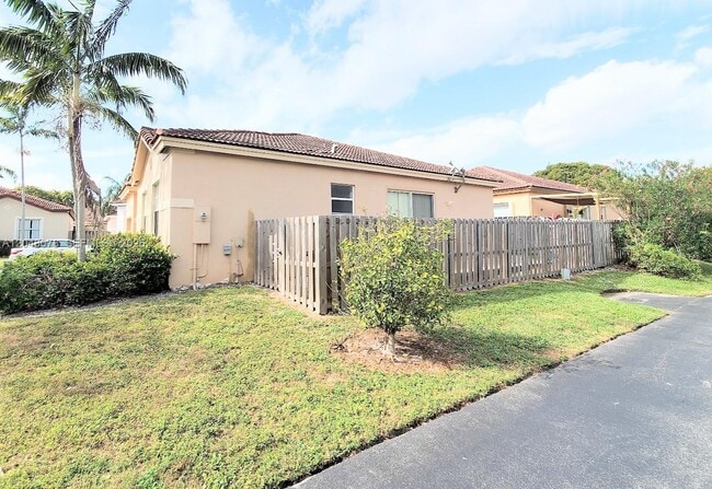 Photo - 21460 SW 90th Ct