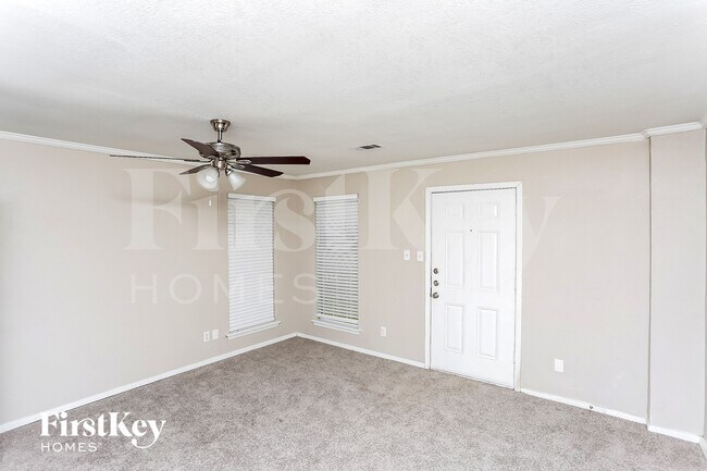 Photo - 5614 Sarasota Dr