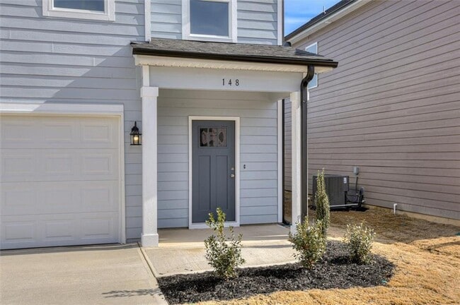 Photo - 113 Essence Dr