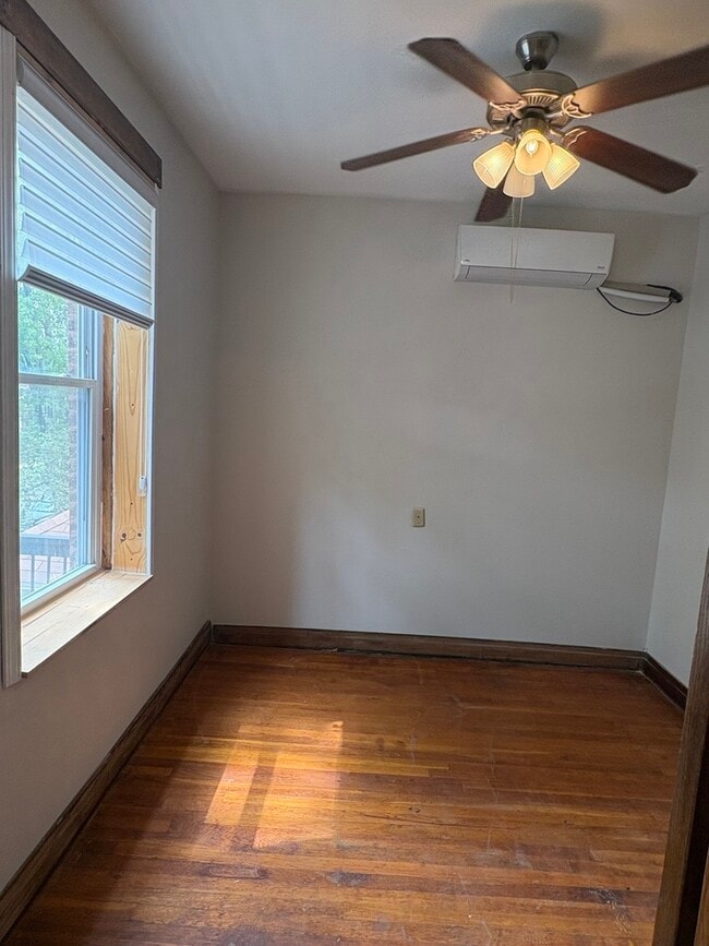 Photo - 4418 W Deming Pl