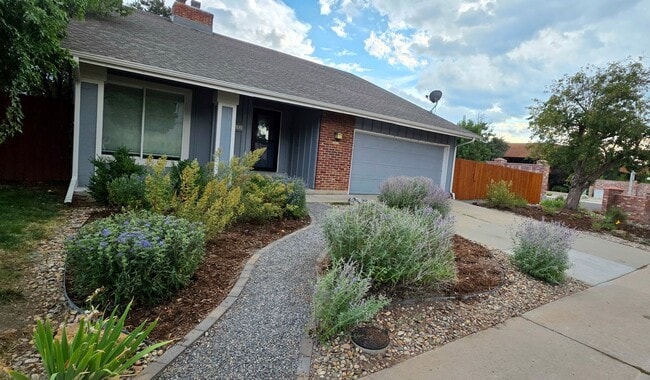 Building Photo - 12250 E Bates Cir Rental