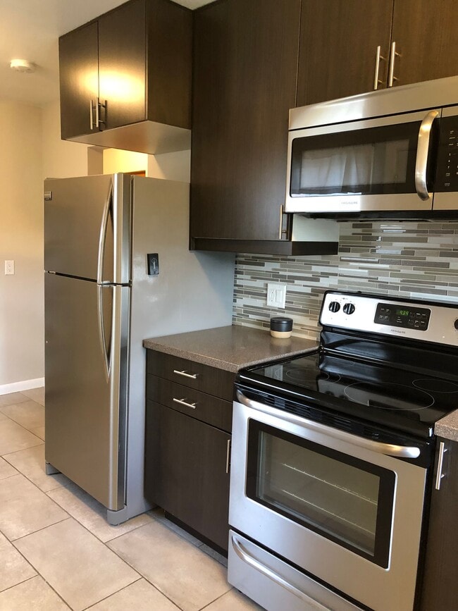 Photo - 1607 Plymouth Ave