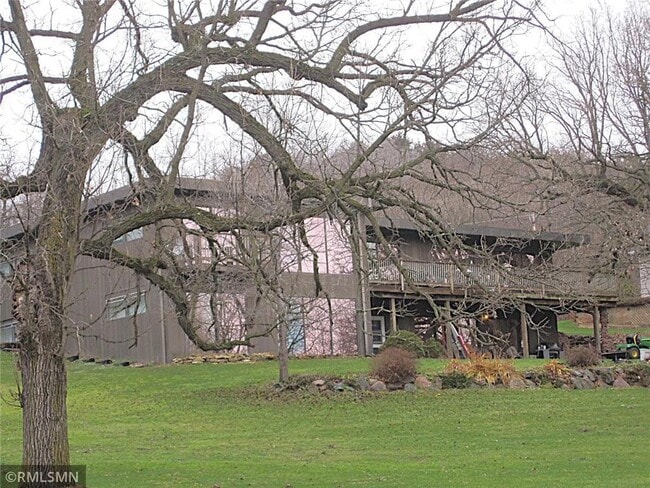 Photo - 61 Oak Ridge Dr