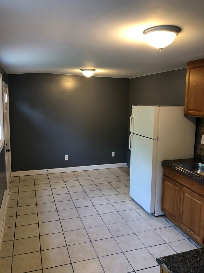 Building Photo - 52 Daniel Ave Unit 52 Daniel Ave Rental