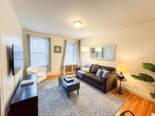 Photo - 1945 Commonwealth Ave Apartamento Unidad ID1238084P