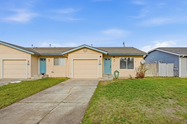 Photo - 113 W 23rd Ave