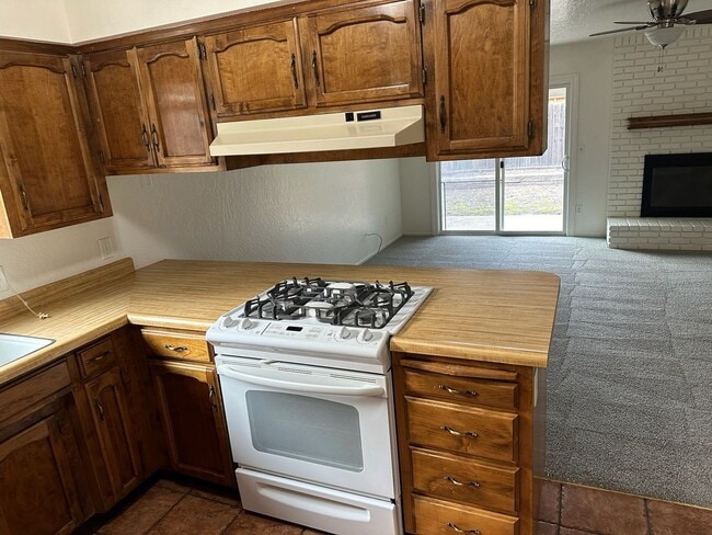 Photo - 4120 W Iris Ave