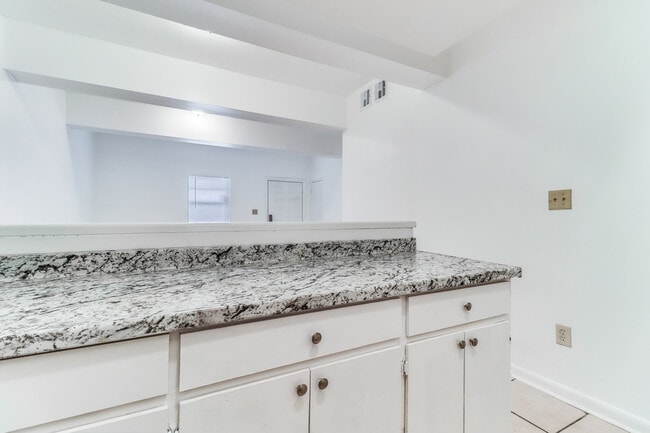 Photo - Landfair Apartments