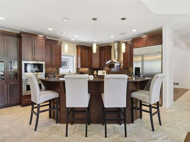 Photo - 6484 Ivy Way