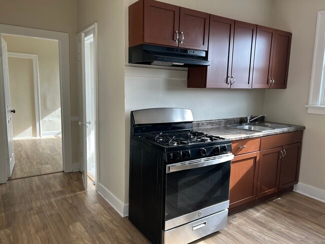 Photo - Alder St Unit 4