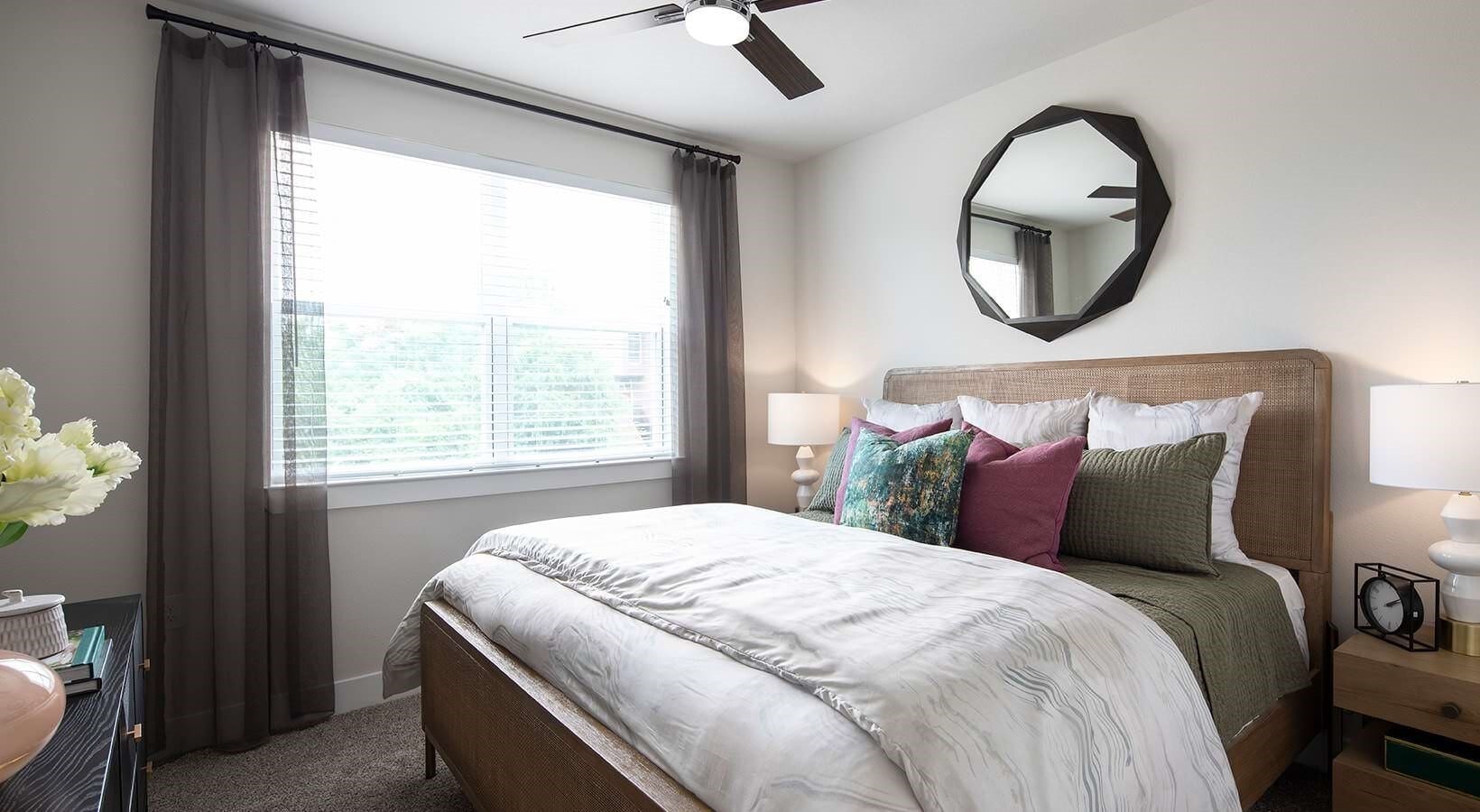 Photo - 2425 Bell St Unidad 1129