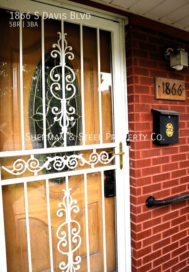 Photo - 1866 S Davis Blvd
