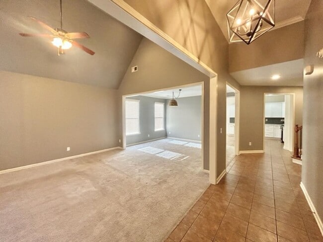 Photo - Beautiful 4 Bedroom 3 Bath Home in Lake Forest!