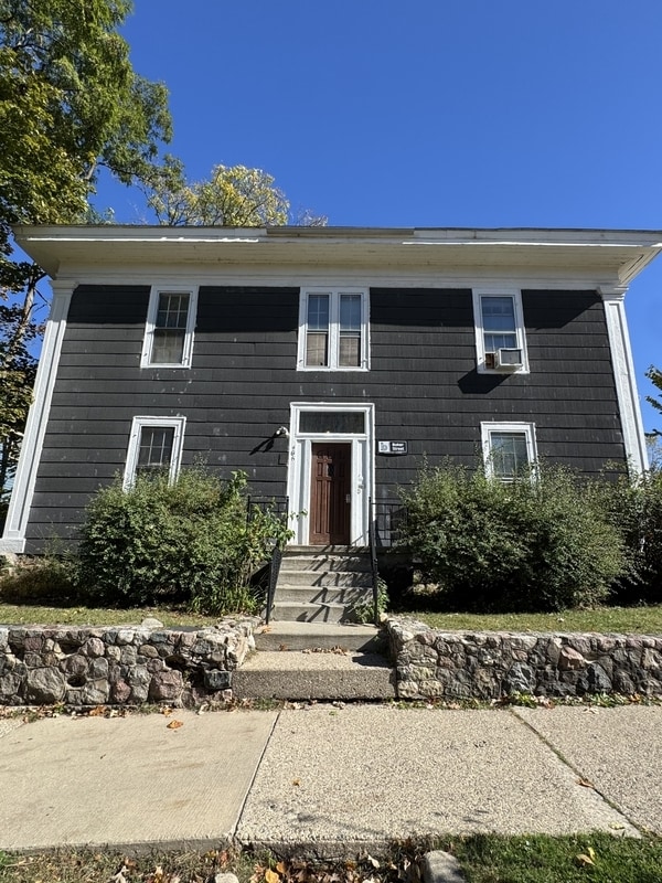 Building Photo - 406 N State St Unit 1