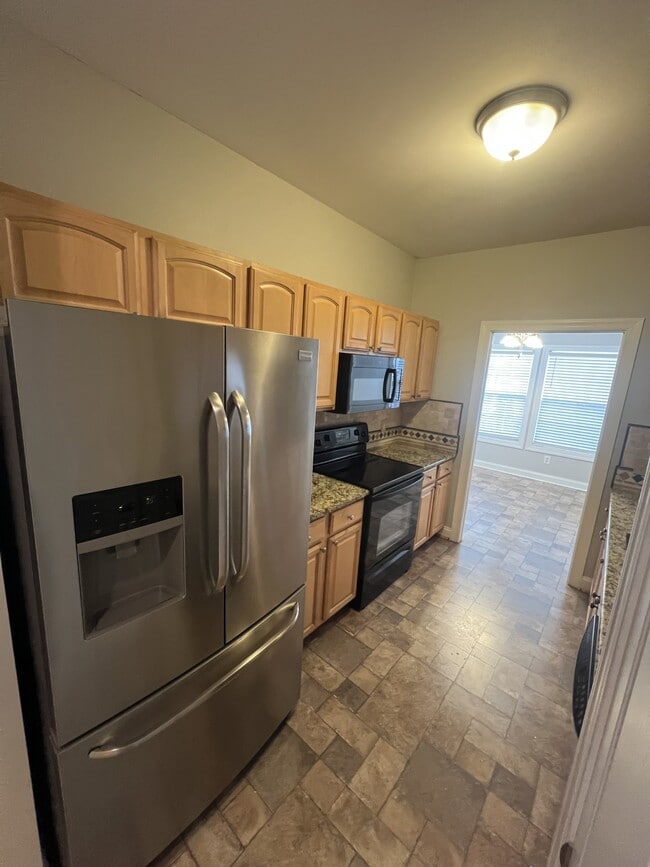 Photo - 1942 Tara Ct