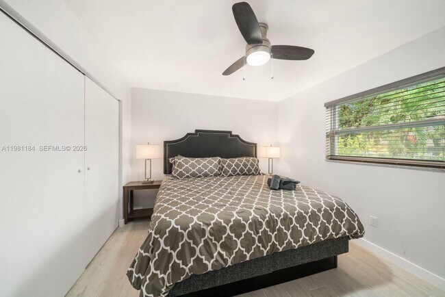 Photo - 5035 NW 5th Ave Unit 5035